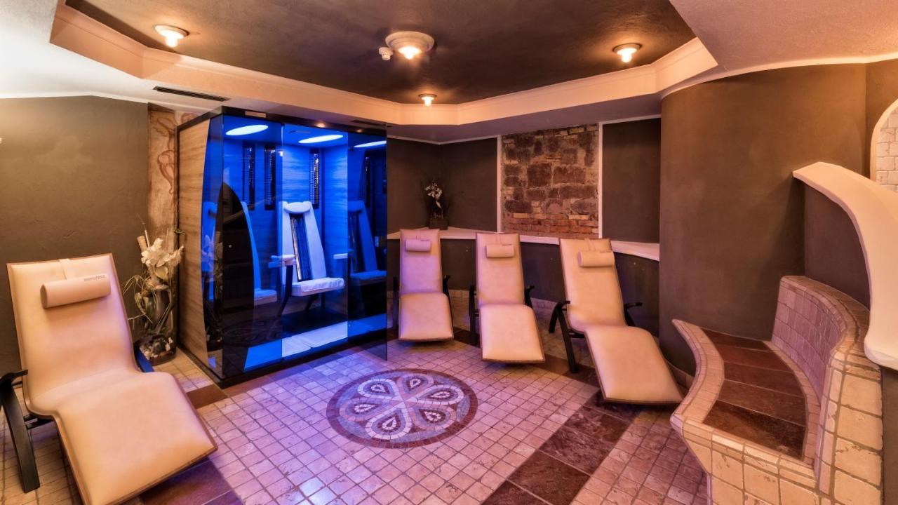 Hotel Genziana Ortisei Bagian luar foto